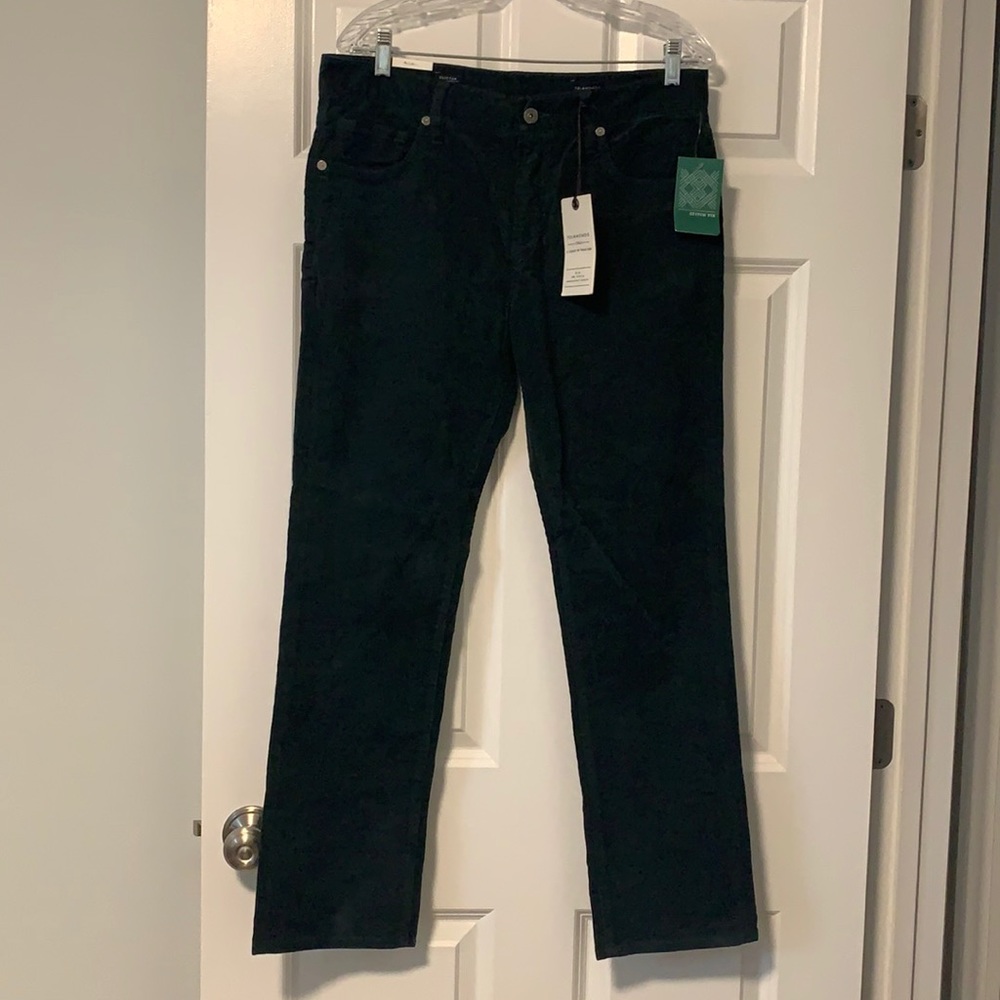New with tags dark green corduroy men’s pants